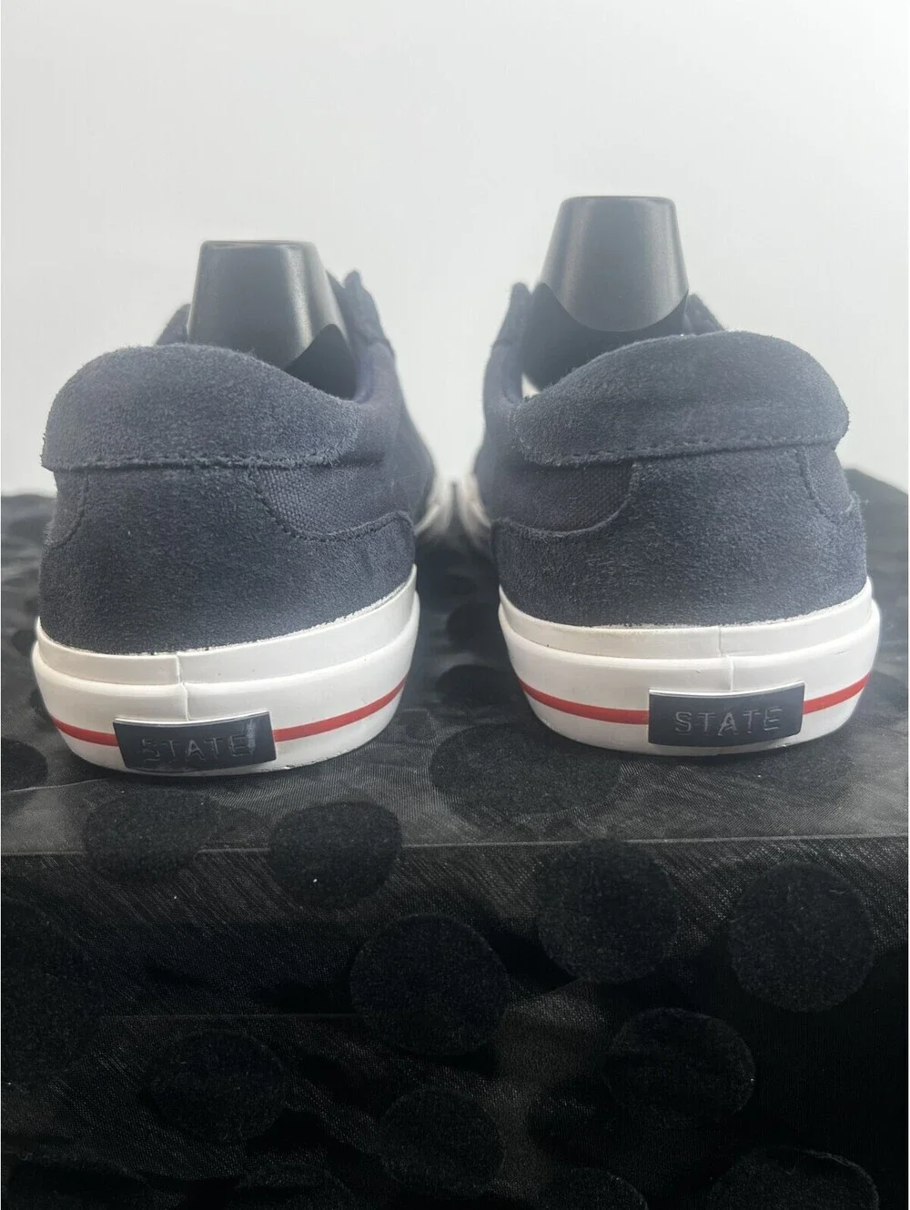 STATE Footwear Hudson Men’s 9.5 Navy Suede Discontinued Sneakers White Red